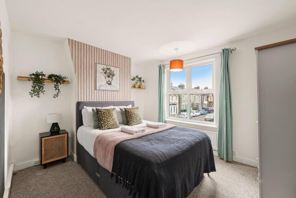 Aesthetic Cambridge Cottage Sleeps 5! 外观 照片