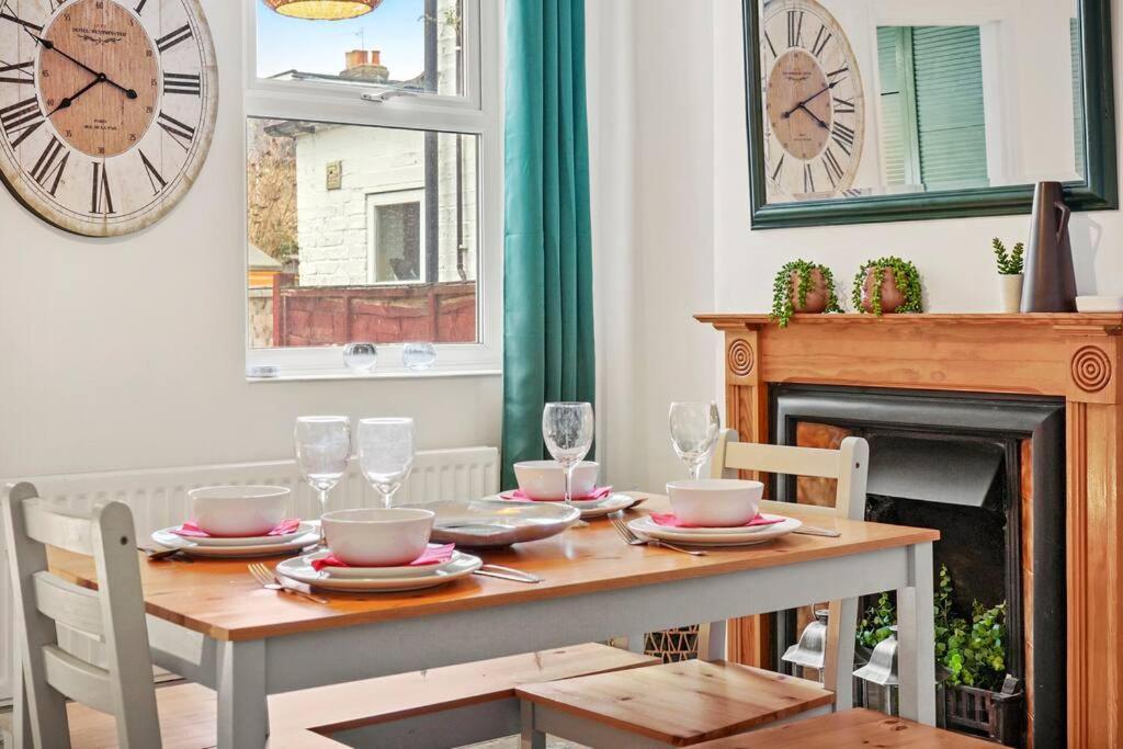 Aesthetic Cambridge Cottage Sleeps 5! 外观 照片